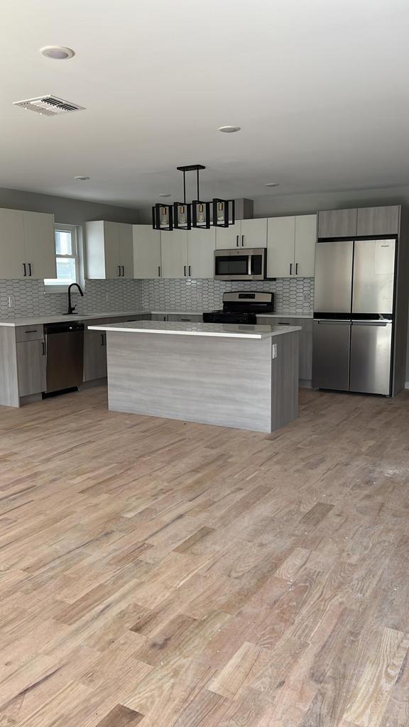 Foto del edificio - 168 N 18th St