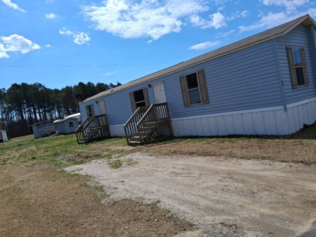 Building Photo - 133 N Lucky Ln