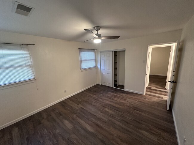 Building Photo - 8414 Rosalind Ct