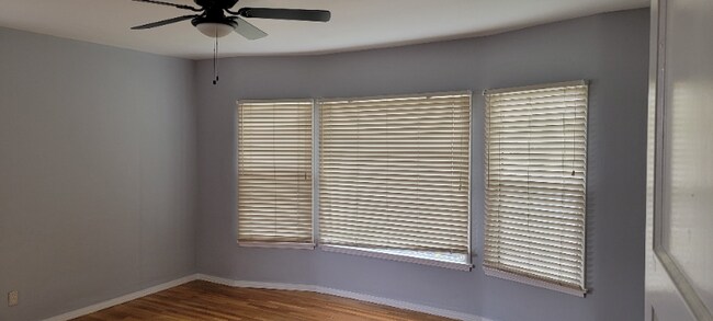 Foto del edificio - 5435 Temple City Blvd