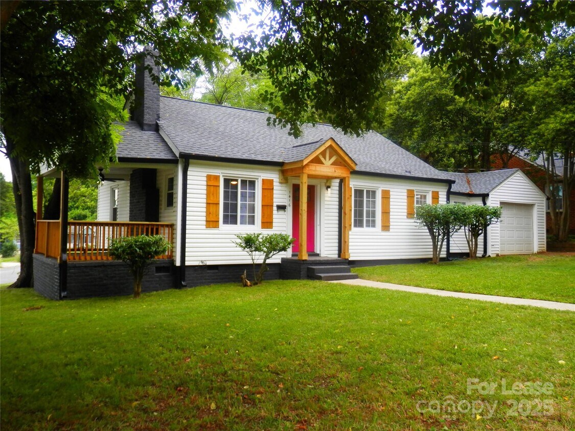 Foto principal - 1416 Effingham Rd