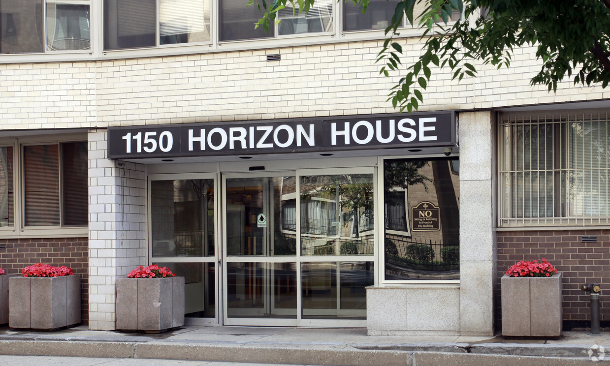 Building Photo - Horizon House