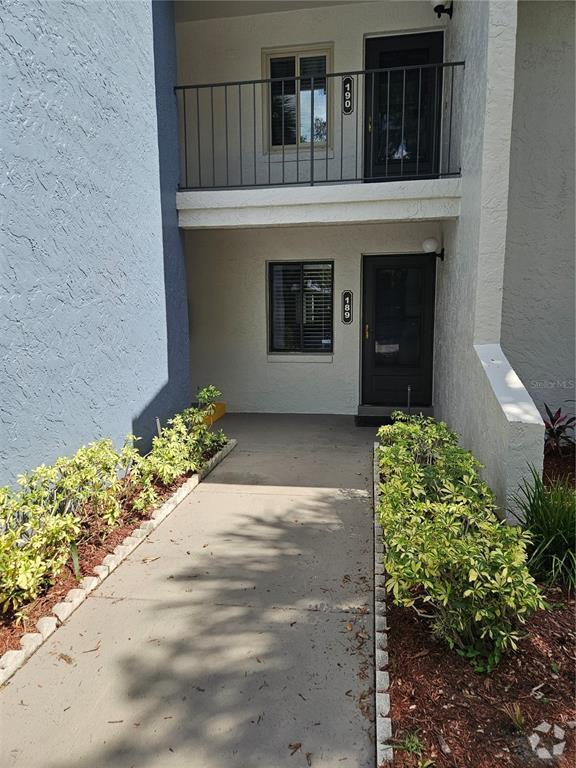 Building Photo - 2 Escondido Cir