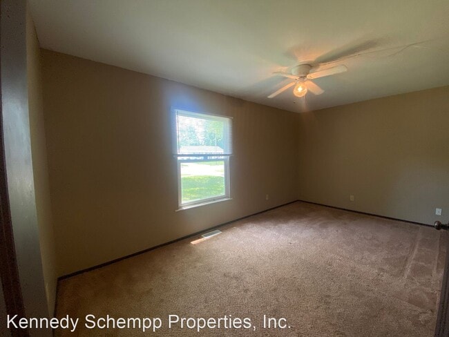 Building Photo - 3 br, 1 bath House - 2805 Cardigan Drive