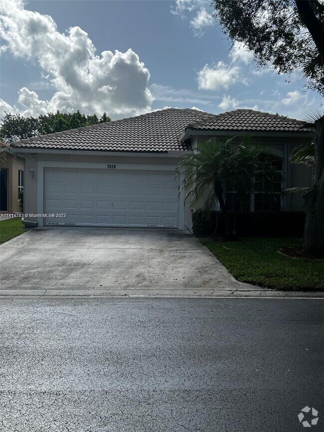 The Lakes at Parkland Apartments under 700 Parkland, FL 6 Rentals