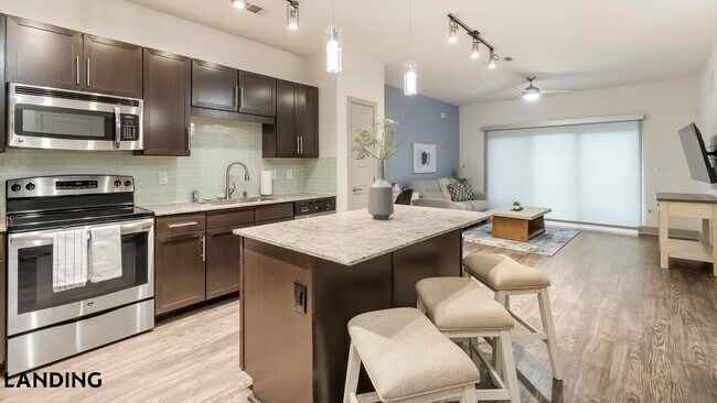 Foto del edificio - 660 Yorktown St