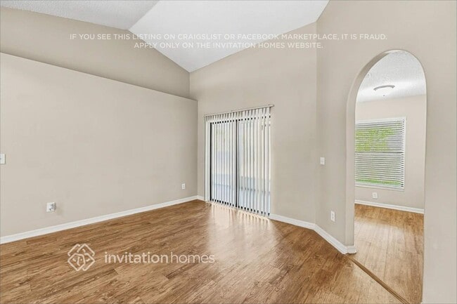 Building Photo - 2621 Alclobe Cir