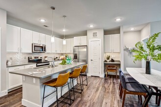 Icon Apartment Homes at Hardin Valley photo'