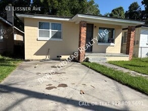 Building Photo - 41 Lissner Ave