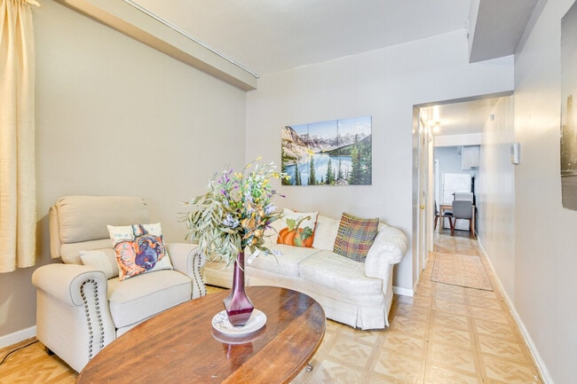 Building Photo - 3443 W Flournoy St