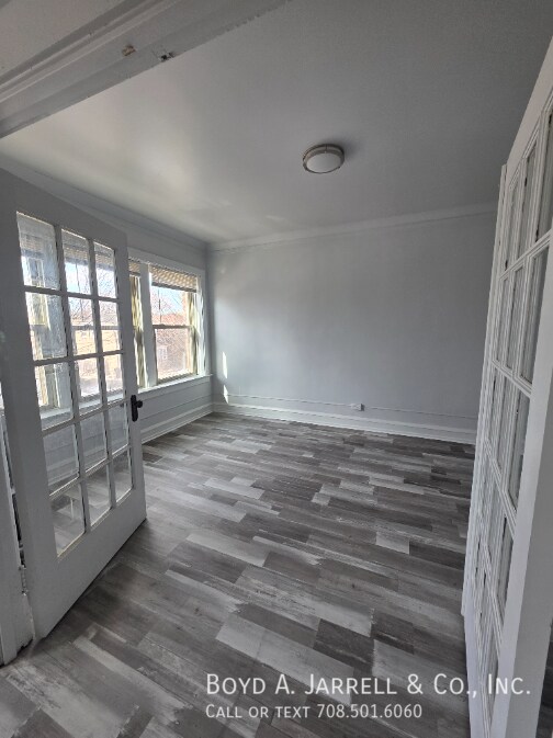 Foto del edificio - 10855 S Vernon Ave