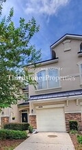 Building Photo - 6131 Bartram Village Dr