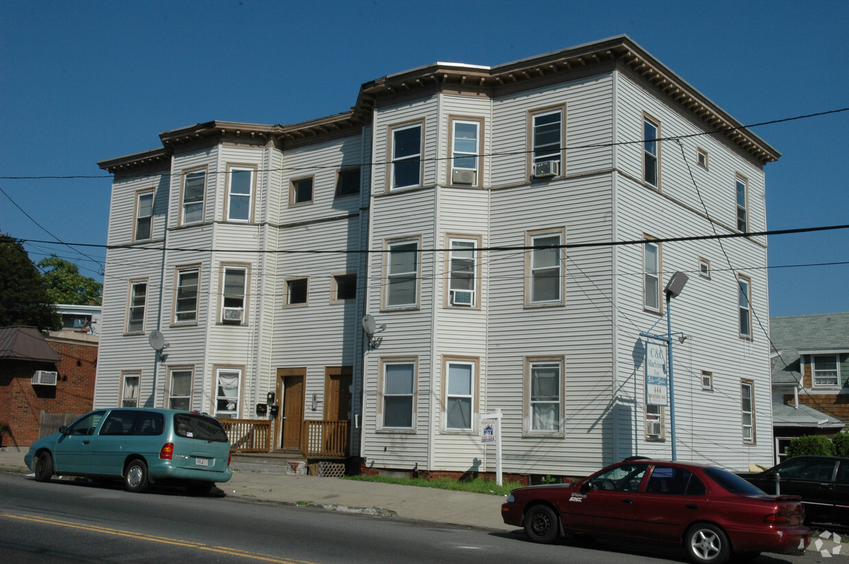 Primary Photo - 436-438 Western Ave