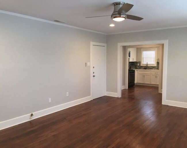 Foto del edificio - 634 N Clinton Ave