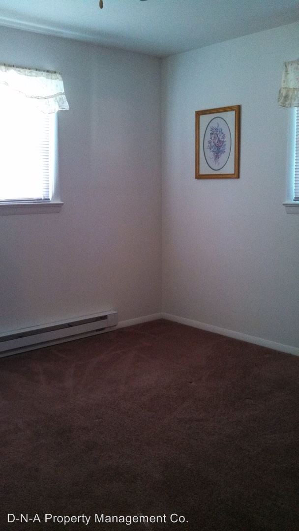 Foto del edificio - 1305 Hilltop Dr