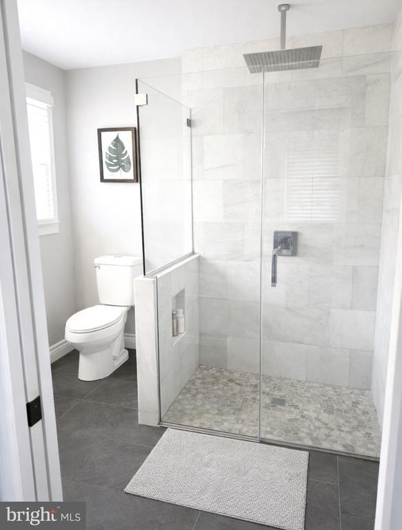 Foto del edificio - 2941 Keenwood Rd