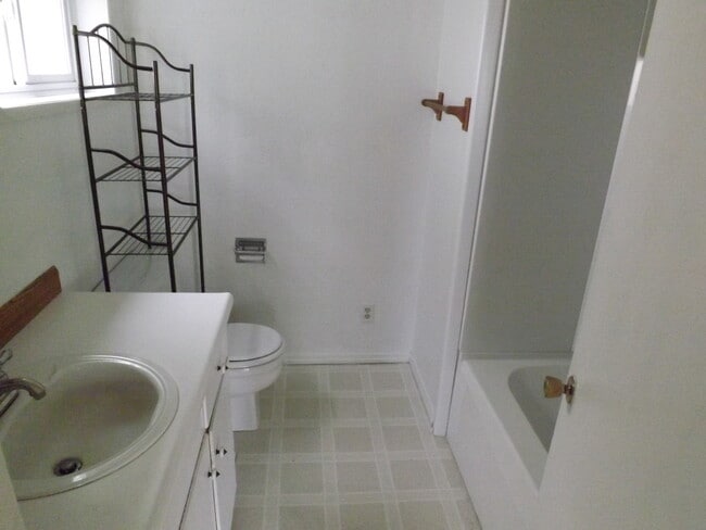 Foto del edificio - 3 Bedroom 2 Bath House with an office