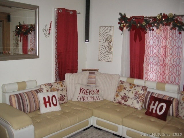 Foto del edificio - 105 Edin Ave