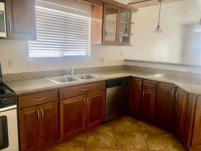 Foto del edificio - 7324 Vista De Sobre Dr