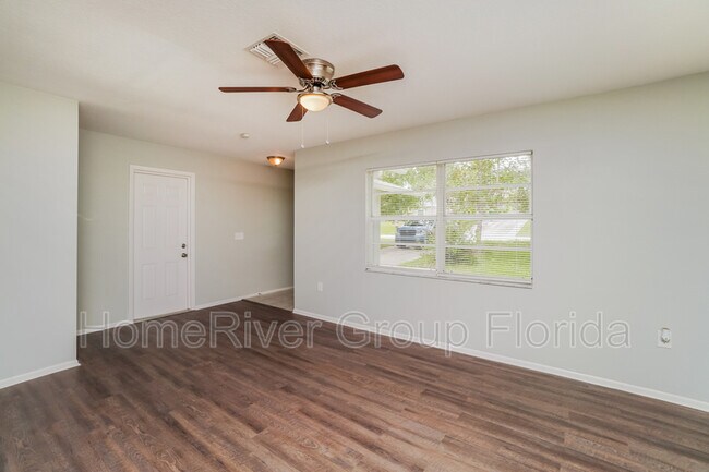 Building Photo - 11065 Norvell Rd