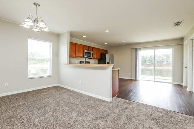 Building Photo - 15640 Perdido Dr