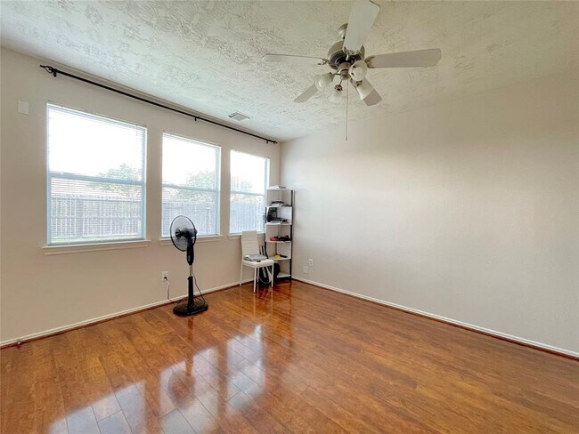 Foto del edificio - 25235 Boulder Bend Ln