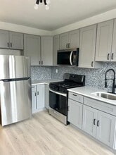 Building Photo - 1106 Avenue C