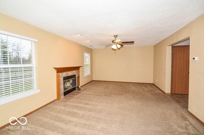 Foto del edificio - 10325 Liverpool Way