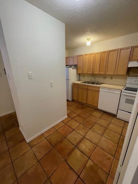 Building Photo - 4405 Avenue A
