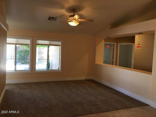 Foto del edificio - 3342 E Wahalla Ln