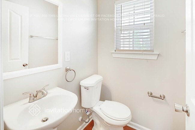Building Photo - 9677 Ravenscroft Ln NW