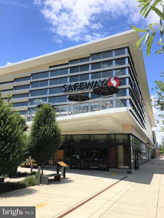 Foto del edificio - 1733 Kingsgate Ct