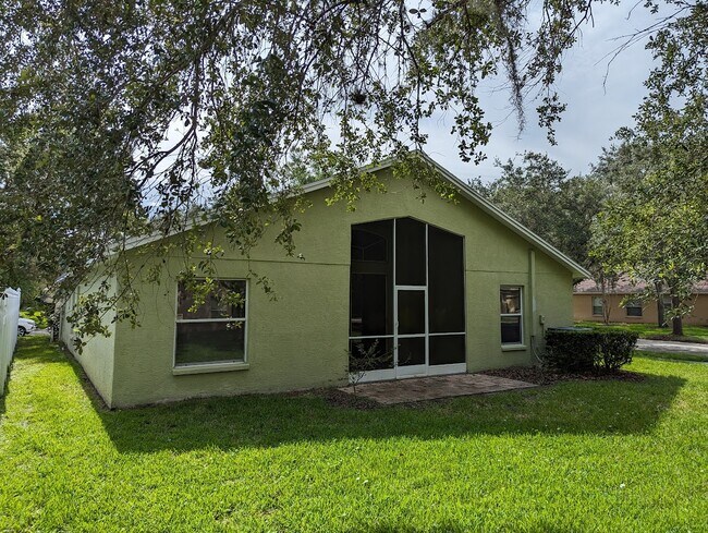 Foto del edificio - 16207 Ashley Park Pl