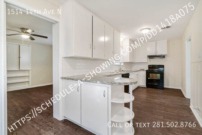 Foto del edificio - AVAILABLE NOW!