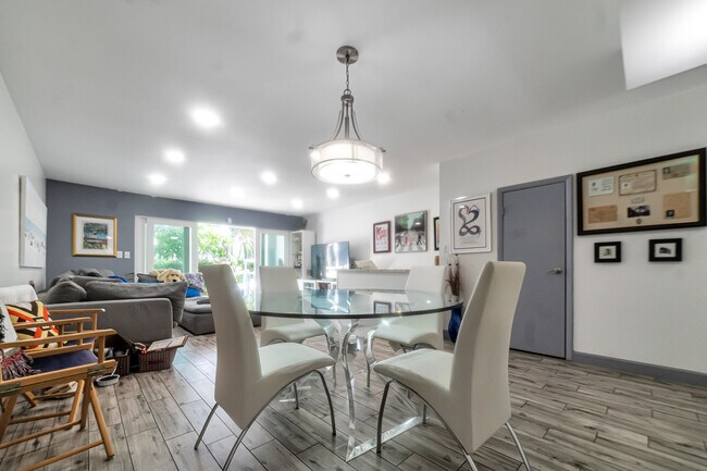Foto del edificio - 20416 NE 34th Ct