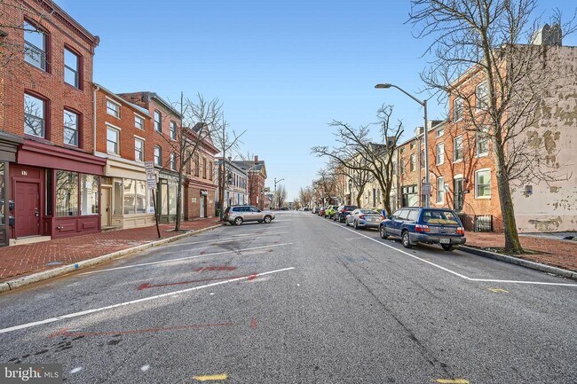 Foto del edificio - 19 S Carrollton Ave