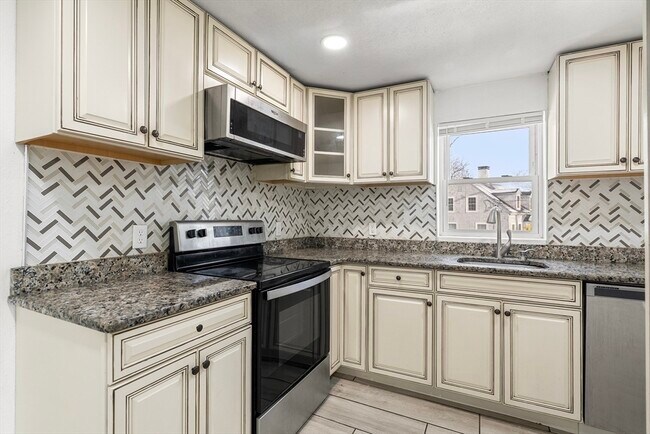 Foto del edificio - 249 W Main St