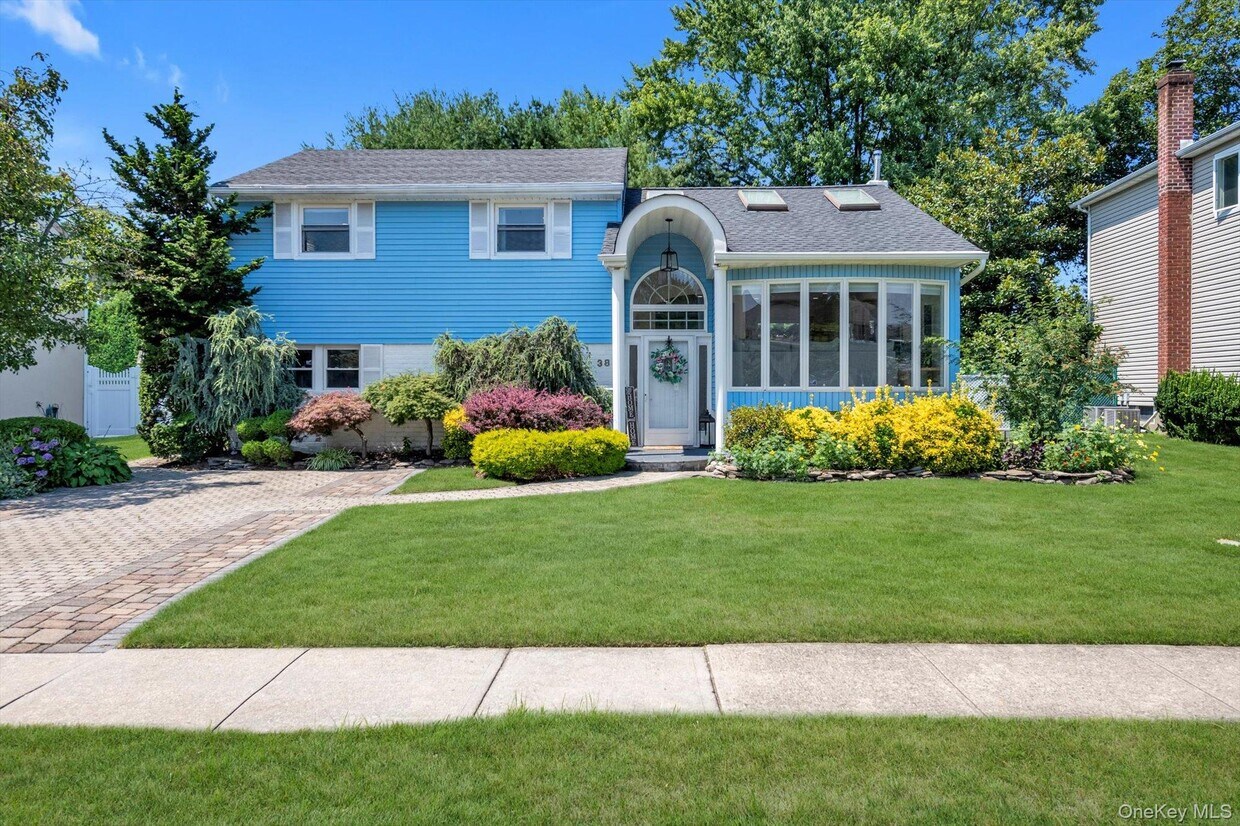 Foto principal - 38 Loretta Dr