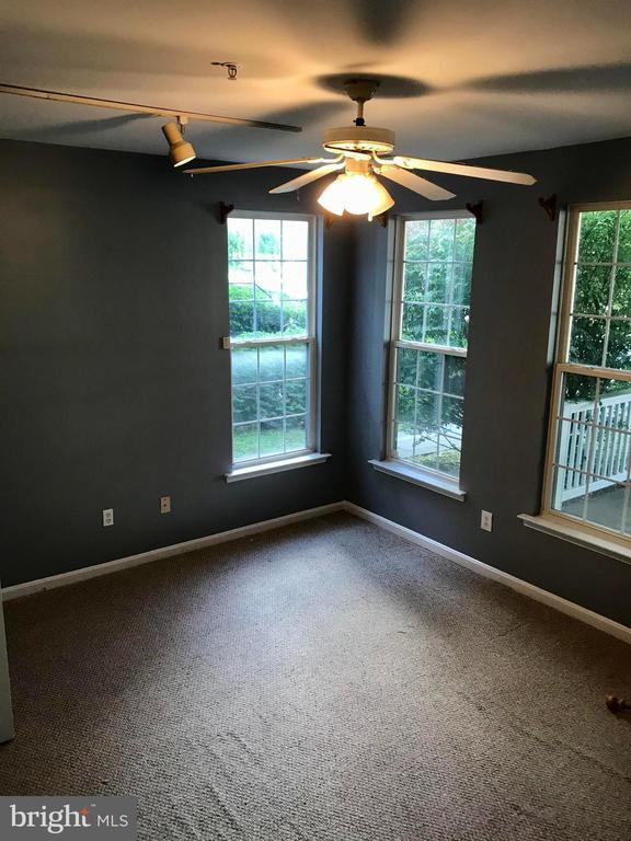 Building Photo - 13514 Crusader Way