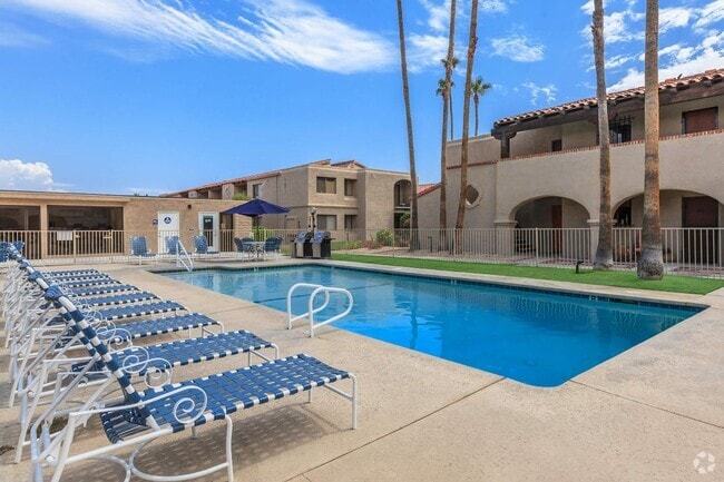 Building Photo - San Jacinto Racquet Club