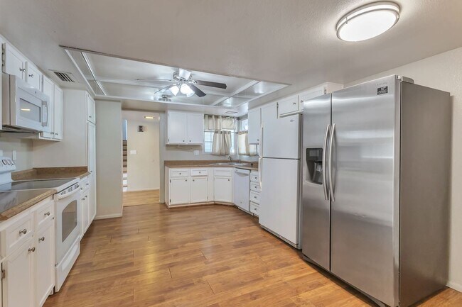 Foto del edificio - 3511 S Alder Dr