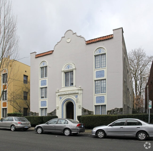 Irving Manor Apartments Rentals Portland, OR