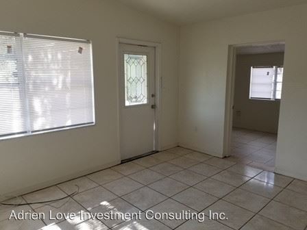 Foto del edificio - 4215 Lake Lawne Ave