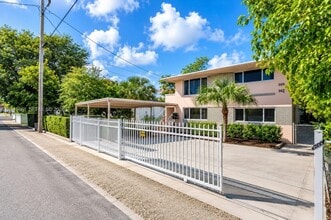 Building Photo - 265 NE 55th Terrace