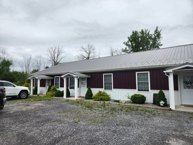 Building Photo - 5622 State Rte 233