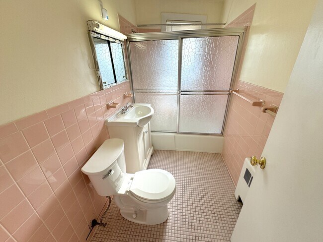 Building Photo - 113 Winthrop Shore Dr