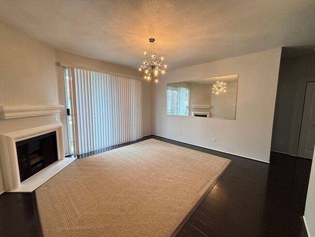 Building Photo - West Lancaster Condo In  Gated Community Near A.V College