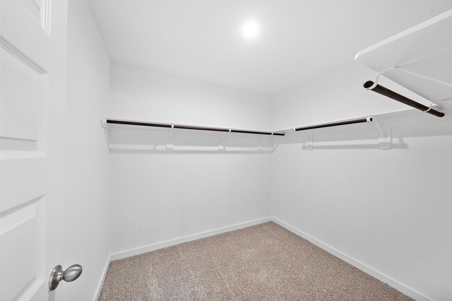 Building Photo - 8027 Veneto Grn Dr