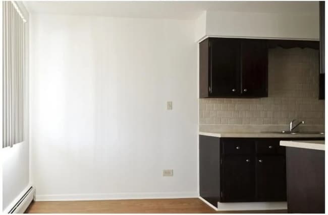 Building Photo - 3060 Kathe Ln