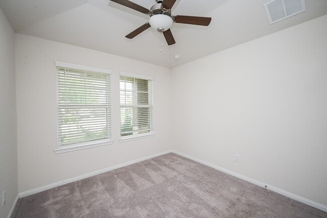 Foto del edificio - 6602 River Cherwell Ct